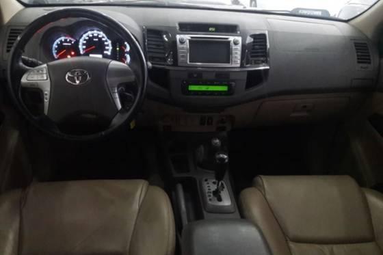 HILUX SW4 2011/2012 3.0 SRV 4X4 7 LUGARES 16V TURBO INTERCOOLER DIESEL 4P AUTOMÁTICO - Foto 13