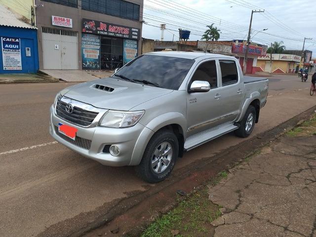 Vende-se Hilux 3.0 Srv seminova 2013 abaixo da fipe