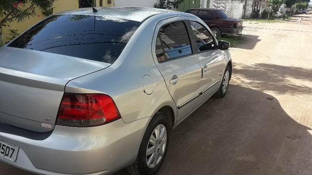 Um lindo carro uma ótima oportunidade de eu Voyage 2010 completo 22.000 - Foto 2