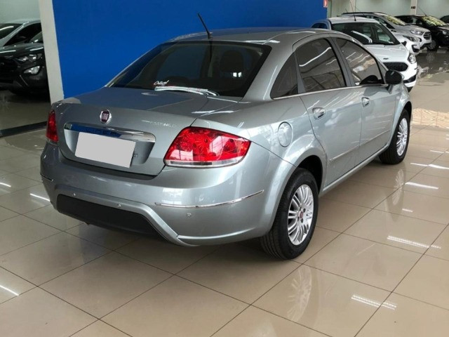 FIAT LINEA ESSENCE 1.8 FLEX 16V 4P 2015 - 808980084  OLX