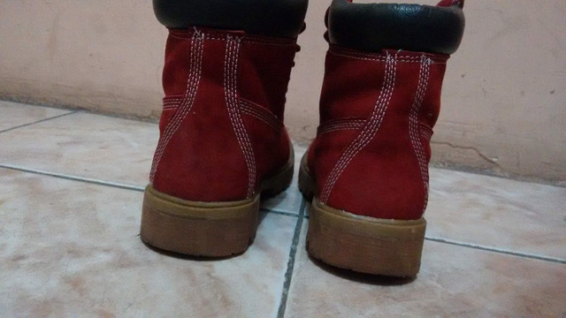 2 botas por 100 riachuelo