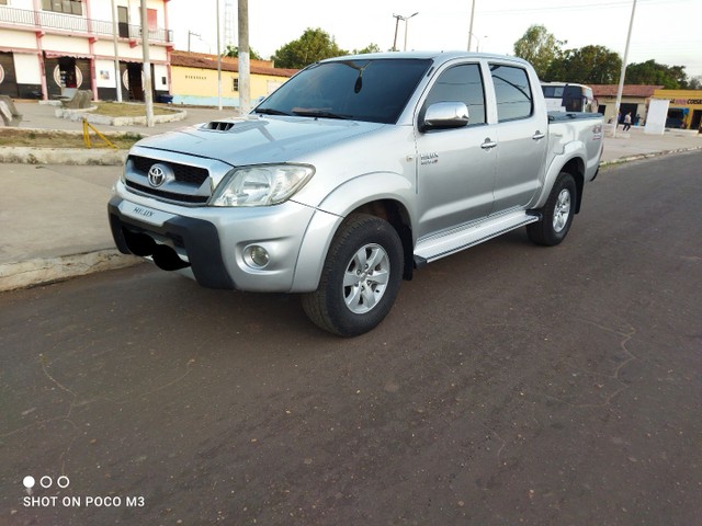 HILUX SRV 4X4 AUTOMÁTICA