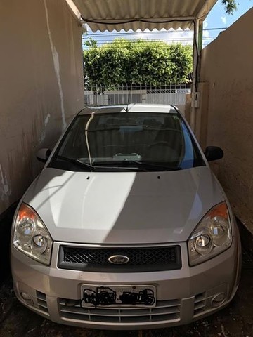 FIESTA SEDAN
