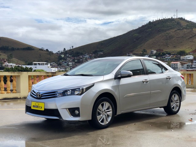 COROLLA GLI AUTOMÁTICO