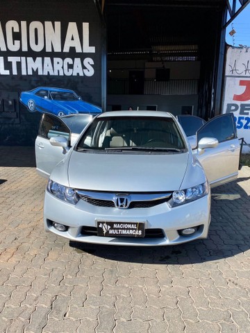 VENDO UM LINDO HONDA CIVIC 2010/2011 CONPLETÃO!!