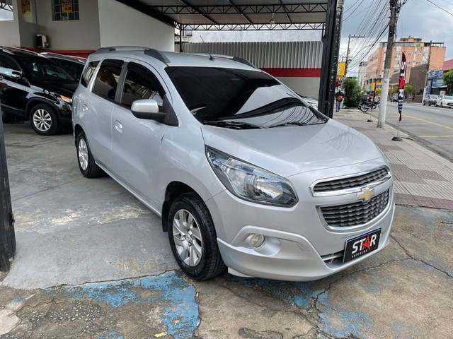 CHEVROLET SPIN 1.8L MT LTZ
