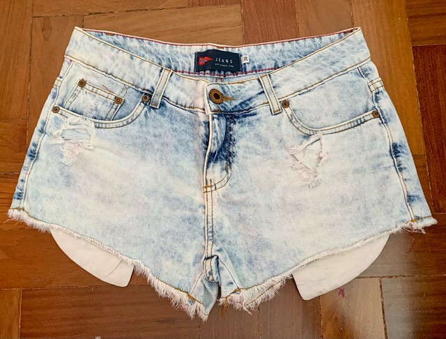 Short jeans azul claro