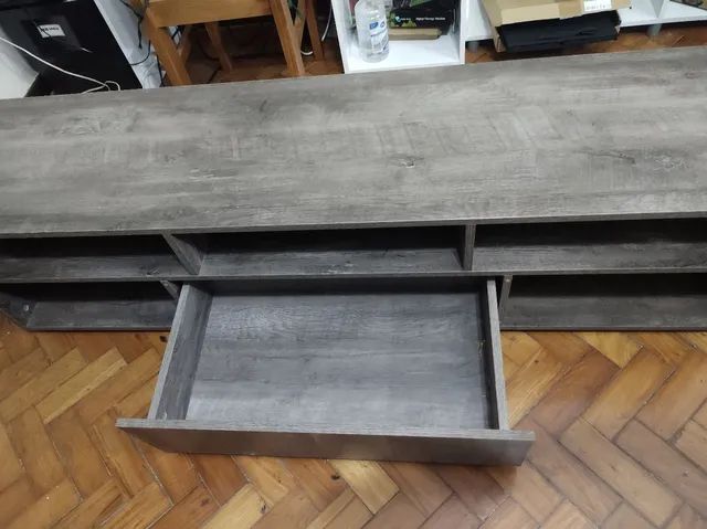 Vendo rack de sala cor castanho em MDF único dono. R$ 130 reais.  - Foto 2