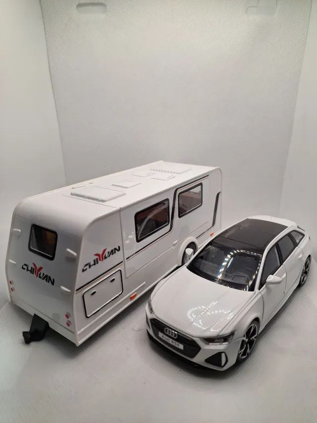 Miniatura Audi RS6 Avant + Trailer - Escala 1/43