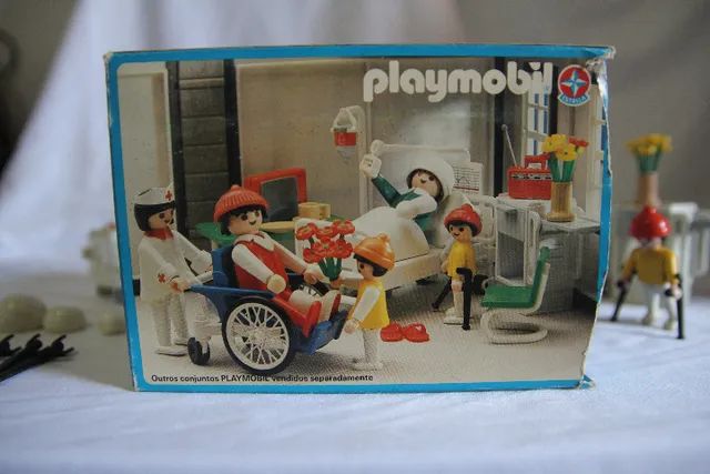 Playmobil clinic hot sale