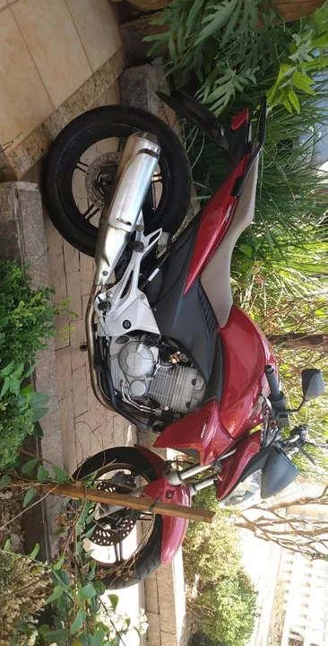 Moto cb 300r