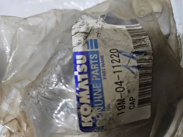 Escavadeira komatsu pc200 pc220 tampa tanque nova original 19M0411220 - Foto 5