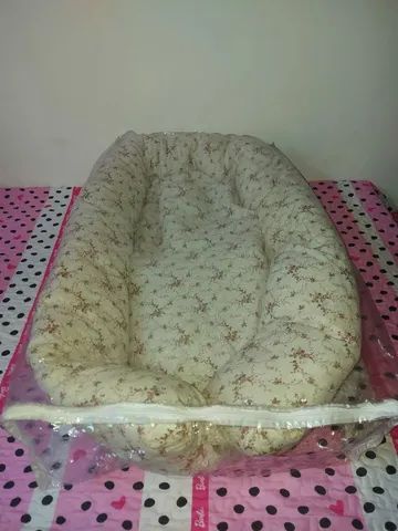 Kit berço completo c/ almofadas, almofada de amamentação, ninho, porta treco e saco. - Foto 5