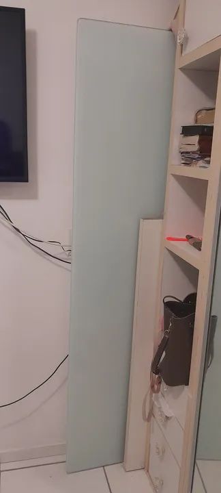 Tampo de mesa leitoso