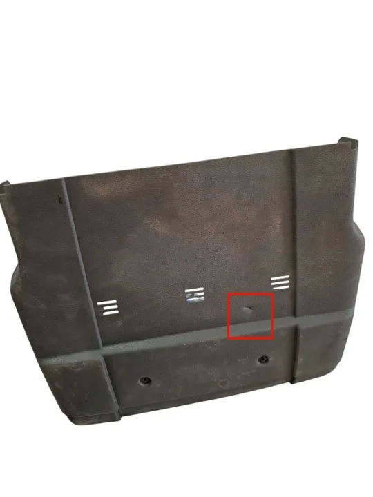 Acabamento Traseiro Banco Volvo