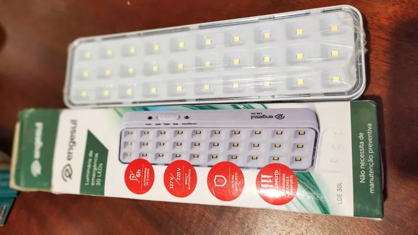 Lâmpada/luminária de Emergência