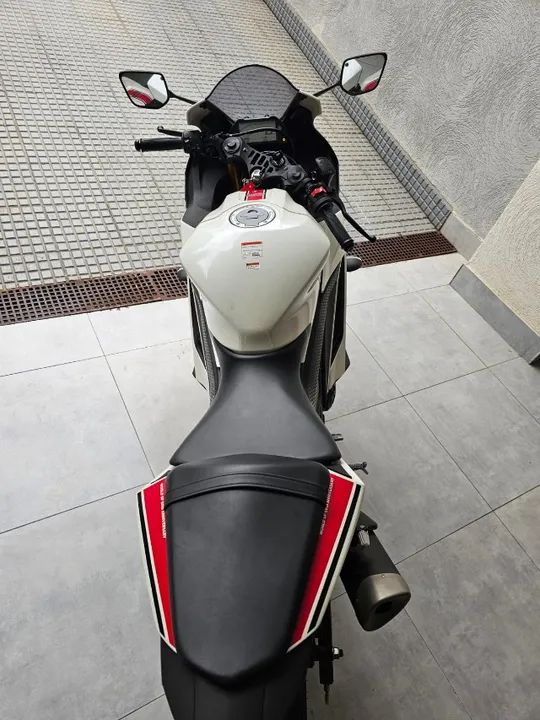 YAMAHA YZF R3 60th ANNIVERSARY ABS - Foto 10