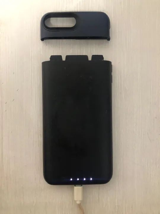 Capa/carregador de celular para iphone 8 Plus  - Foto 2