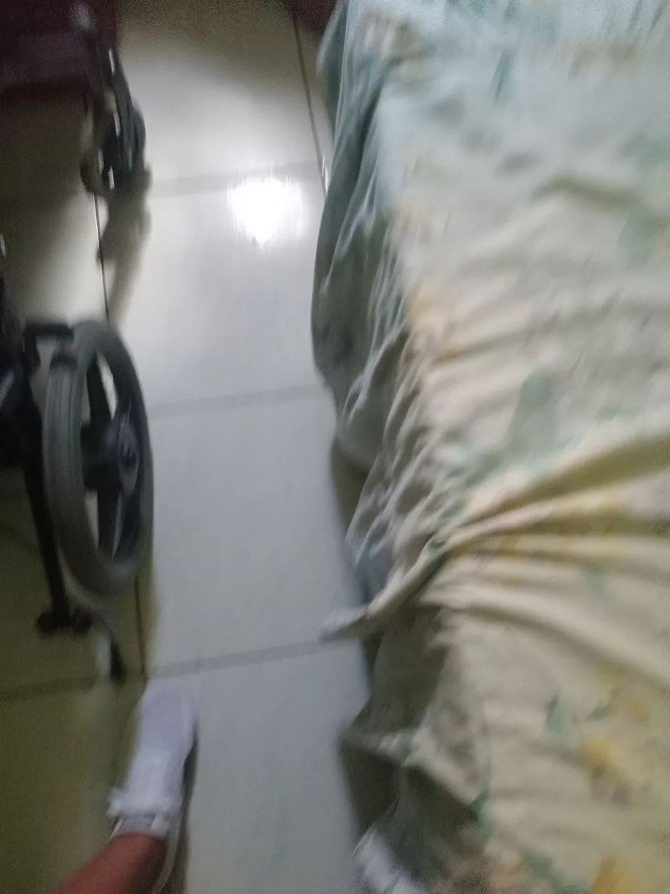 Cadeira de rodas dobrável - Foto 4