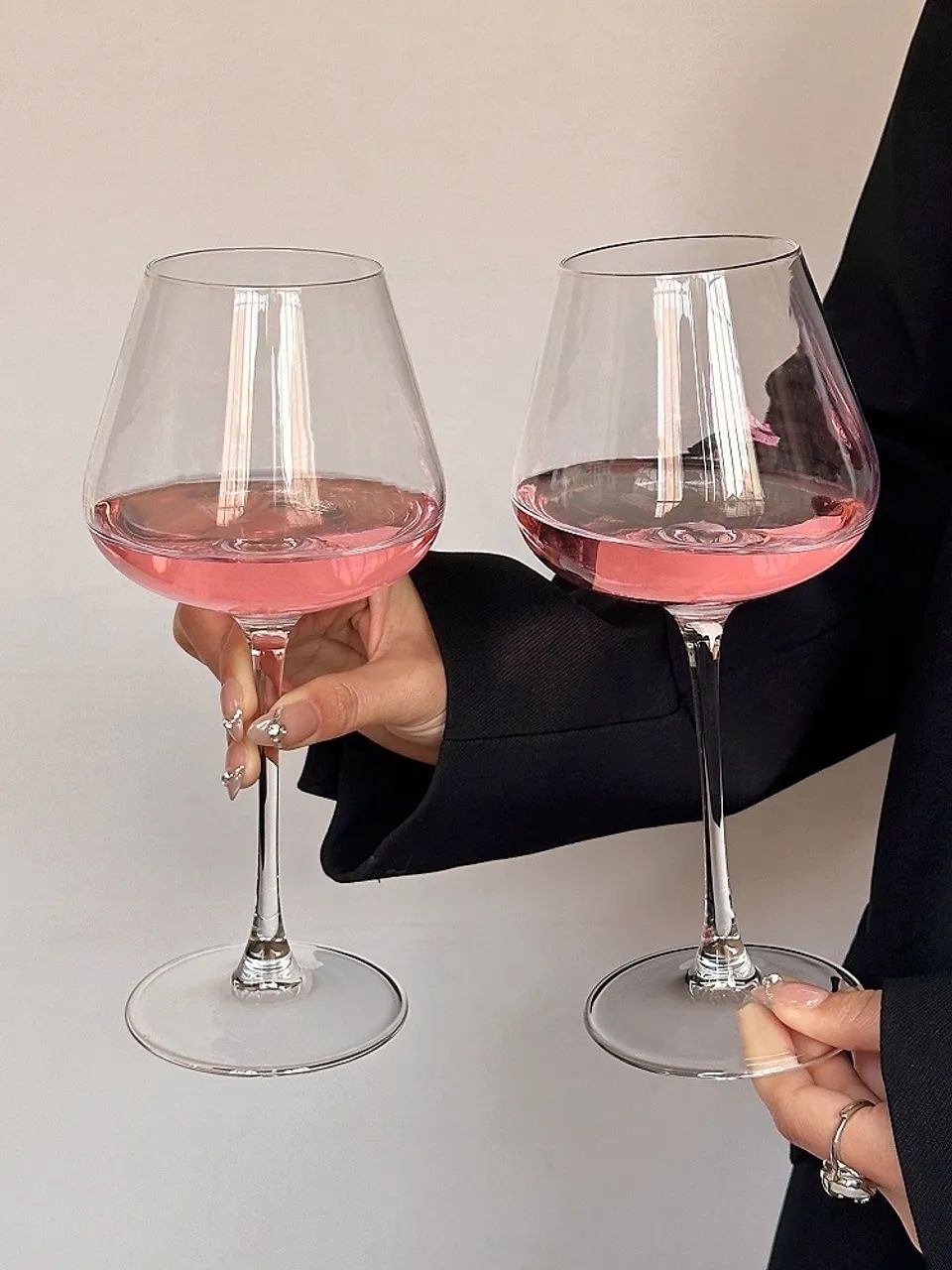 Taça de Vinho - Cristal - 650ml - Foto 2