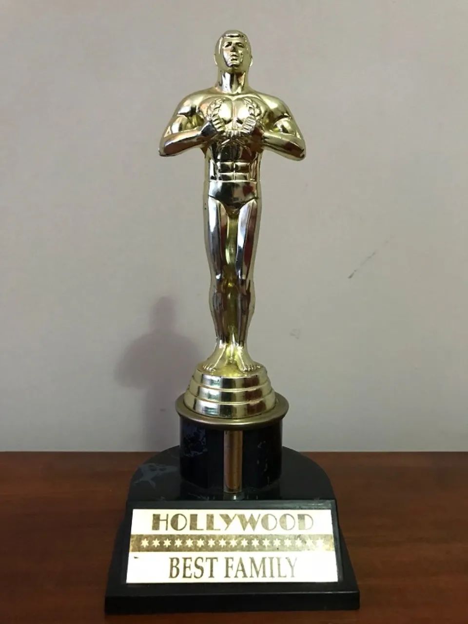 Troféu tipo Oscar Best Family - Foto 2