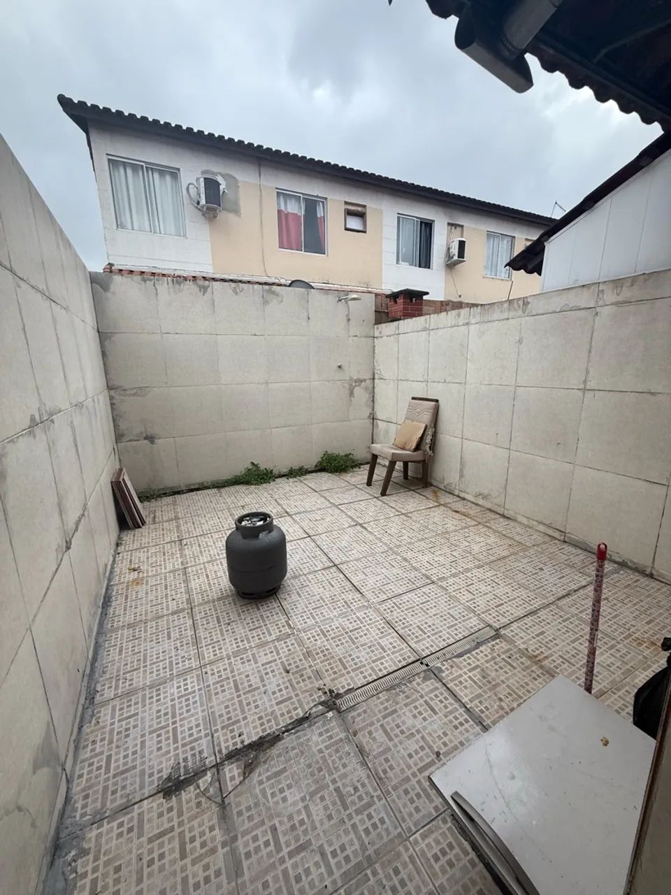 casa linda com armários cond com piscina  - Foto 5
