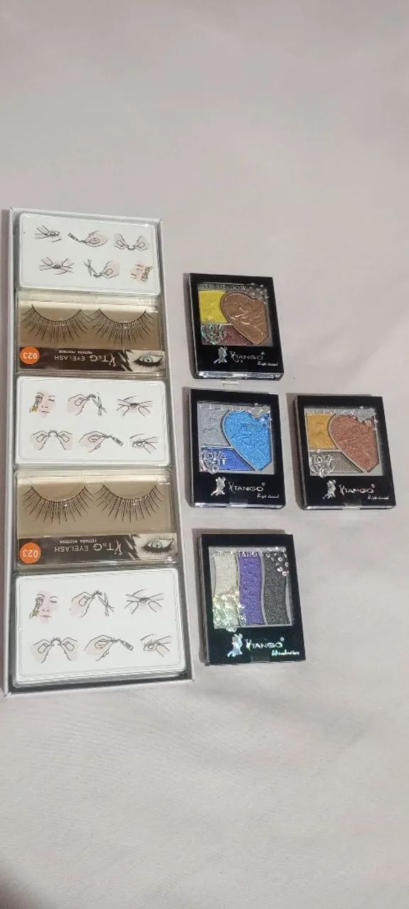 Paleta de sombras e Cílios postiços - Foto 5