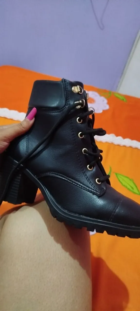 Bota feminina preta