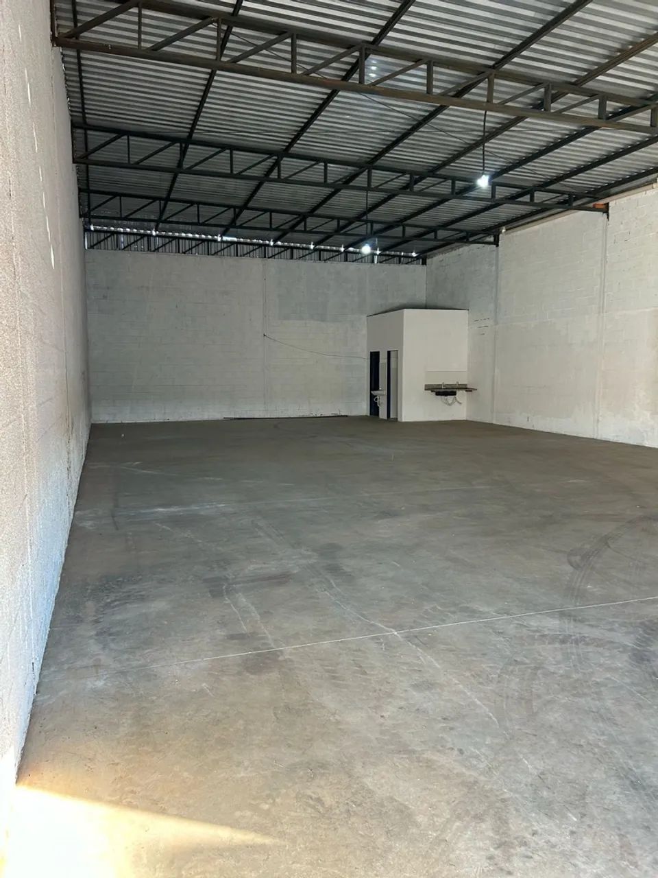 Galpão para alugar senador canedo - 250m² - Excelente localização - Foto 3