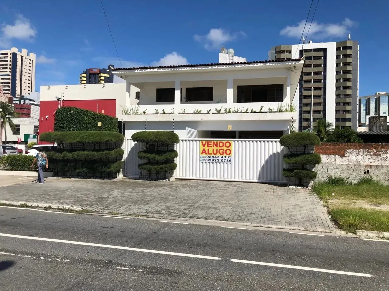 Excelente Duplex no JArdim Oceania - 486 n² -06 suítes - 7 vagas - piscina...