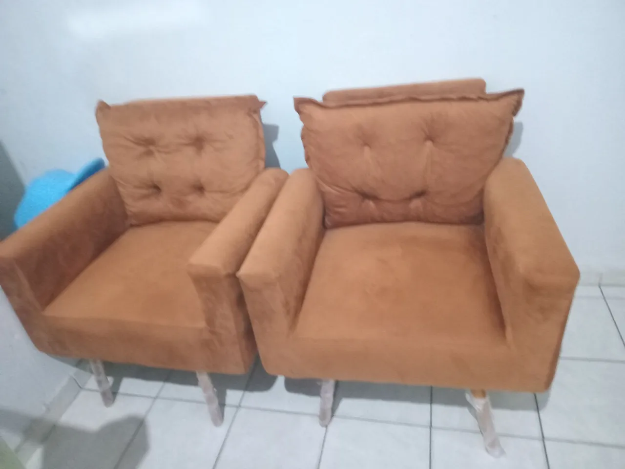 Poltronas poucas vezes usadas! Pra vender ligeiro!