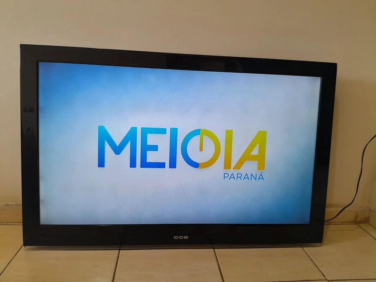 TV LCD 47 polegadas CCE Já é digital  - Foto 2