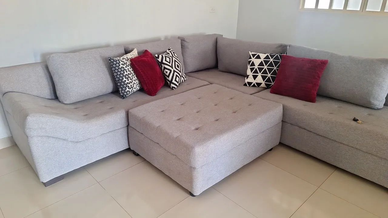 Sofá de Canto Cinza com Puff - Foto 2