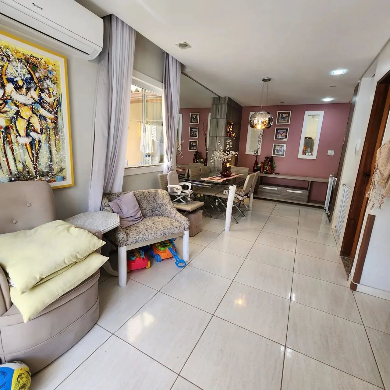 CASA SOLTA 3 SUÍTES ÁREA GOURMET C/ CHUVEIRÃO P/ REFRESCAR EM COND FECHADO PITANGUEIRAS - Foto 3