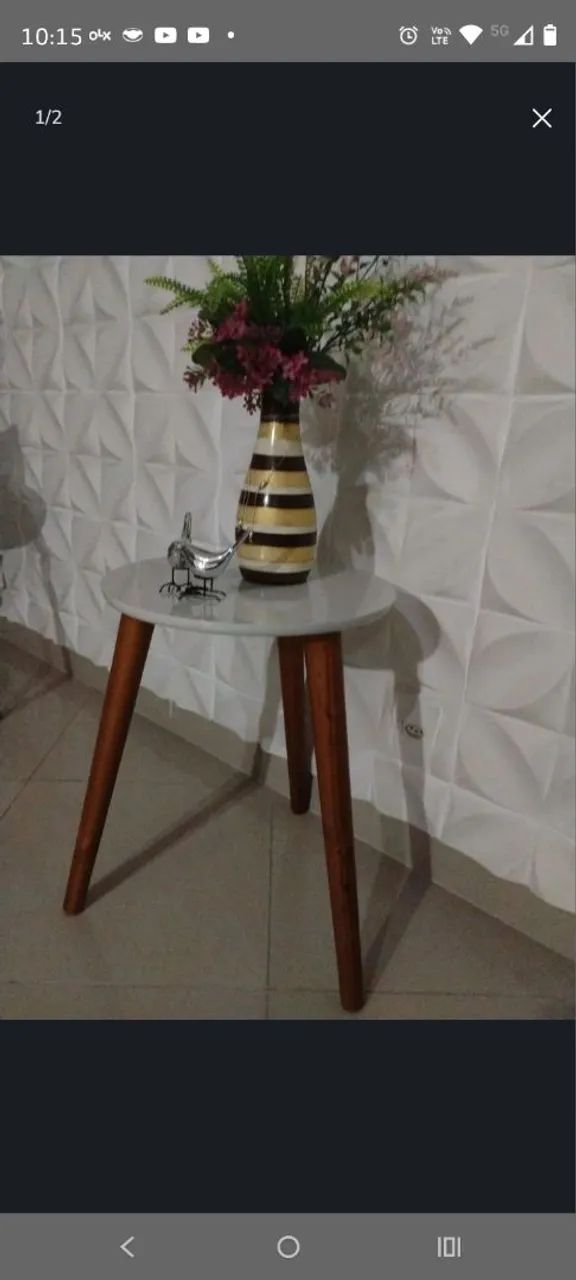 Mesa Lateral Branca com Pernas de MADEIRA MACIÇA  - Foto 4