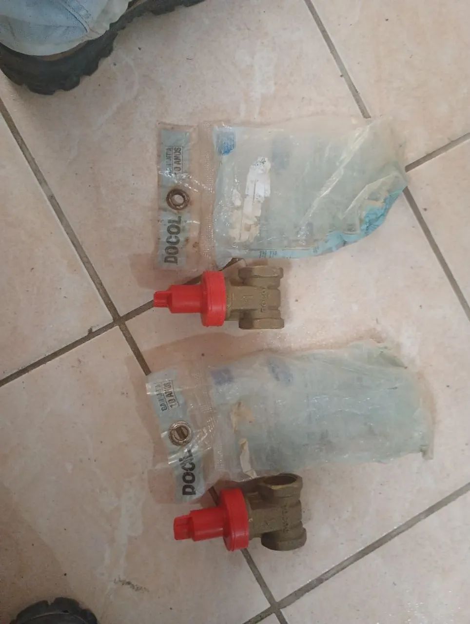 Vende-se dois registros de gaveta Docol - Foto 2