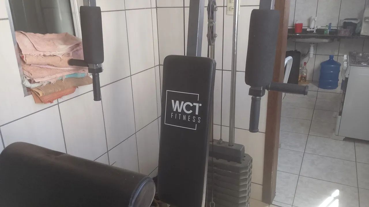 Aparelho de musculação WCT Fitness