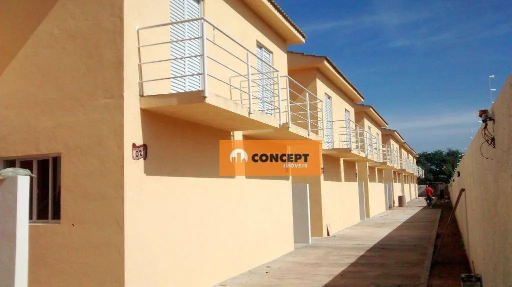 Sobrado com 2 dormitórios à venda, 80 m² por R$ 280.000,00 - Caxangá - Suzano/SP