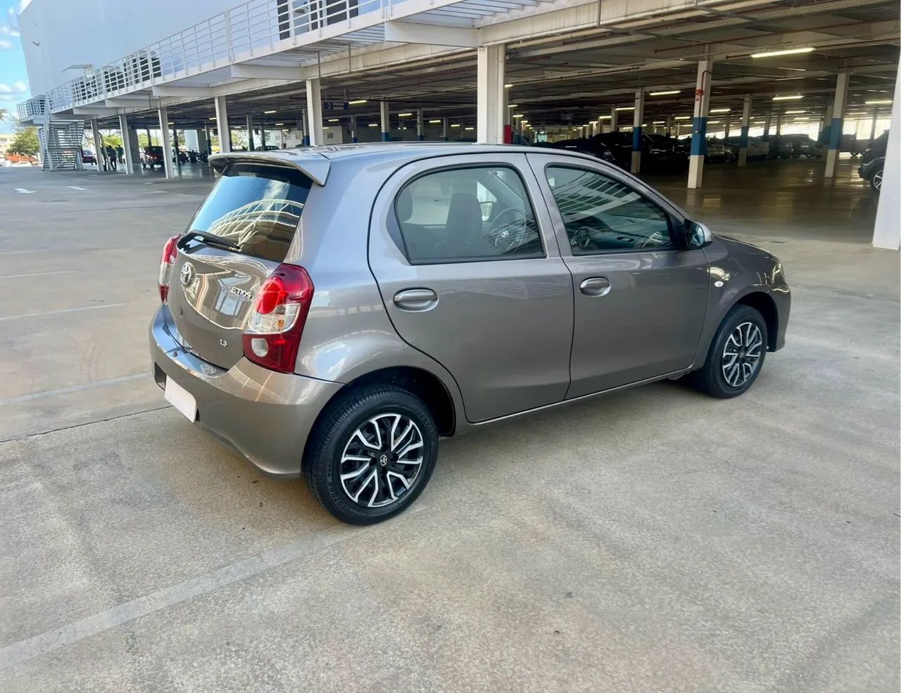ETIOS 1.3 x ano 2019 automático 26 mil km extra mais novo de Teresina  - Foto 5