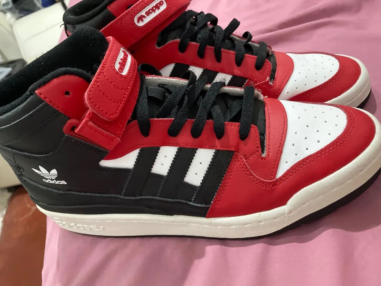 Tênis adidas