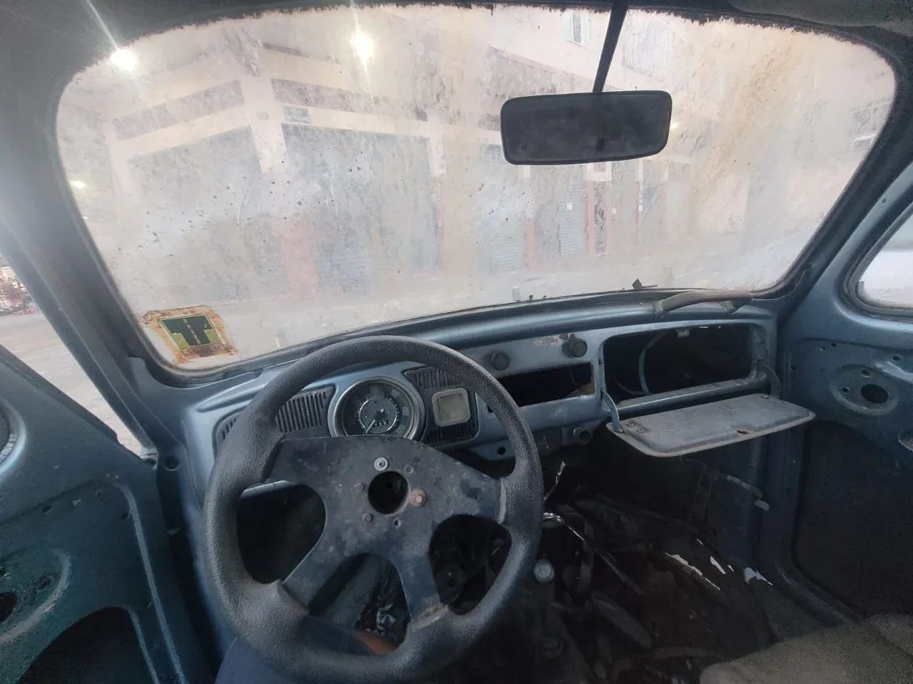 Fusca 1965 sem motor Caixa de marcha está justinha 100% e suspensão boa tbm - Foto 2