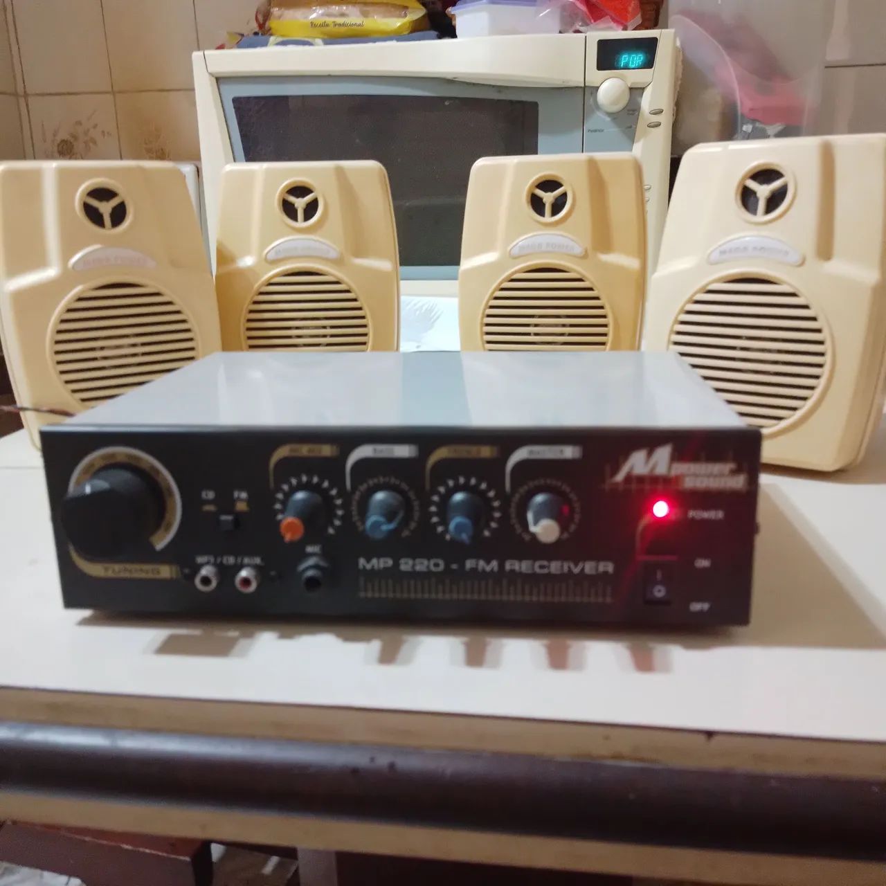  MP 220 - FM Receiver
