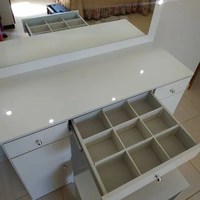 Penteadeira Camarim com Leds 3 Gavetas 2 Portas - Foto 3