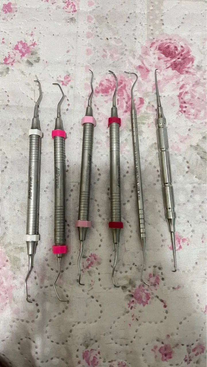 curetas de greacy , sonda nabers e foice 