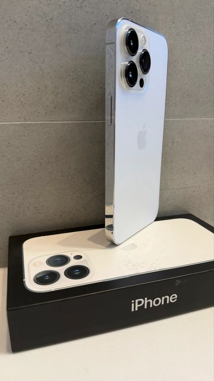 よーちゃん iPhone13pro 256GB white Apple iPhone 13 Pro ホワイト 本体