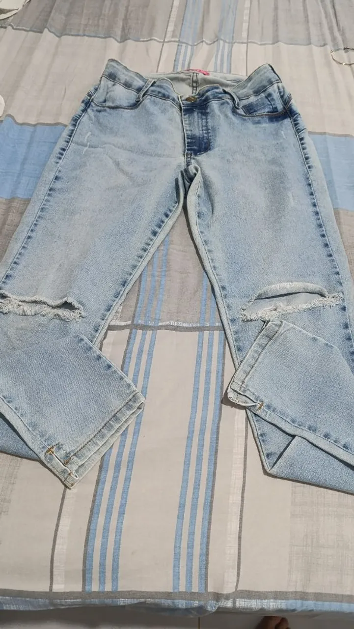 Calça Jeans Destroyed Feminina Clara