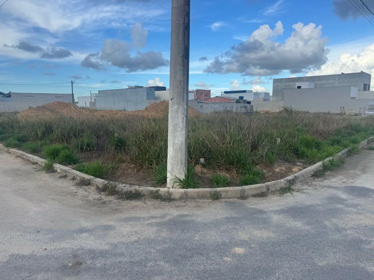 Terreno plano em excelente localização