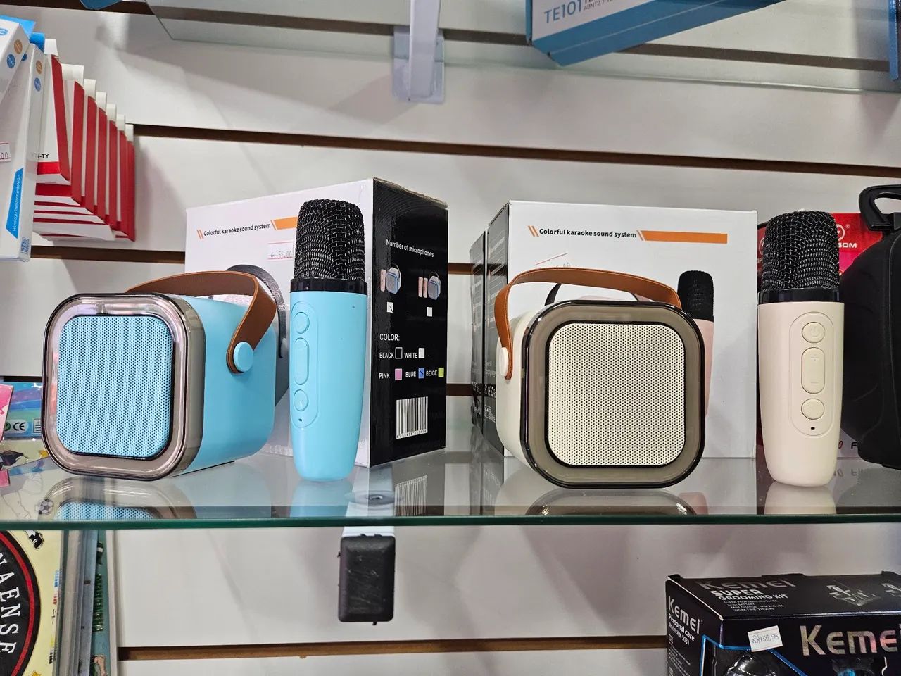 Karaokê Bluetooth Portátil com Microfone - Diversão Garantida! - Foto 2