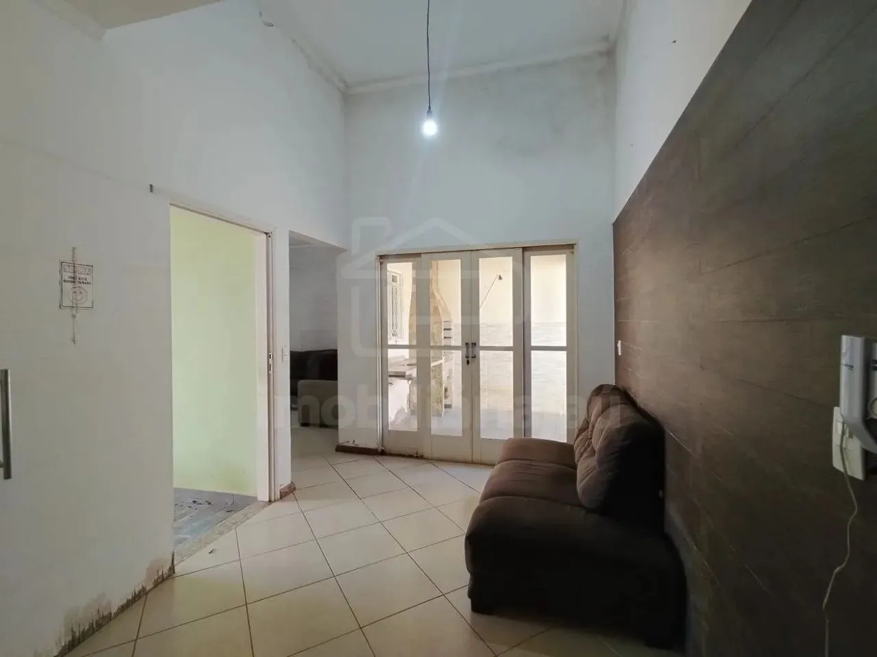 Casa com 2 quartos no Jardim Dona Emilia