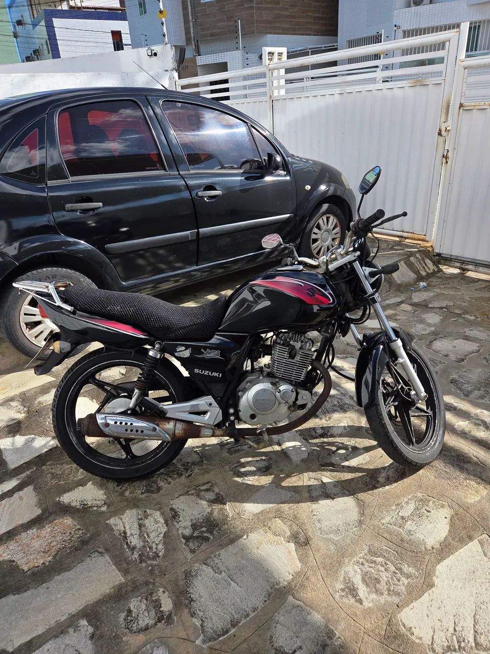 Suzuki Yes 125 2010/2011 - bem conservada, doc toda ok